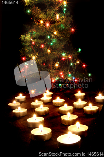 Image of candles and the christmas tree