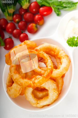 Image of golden deep fried onion rings 