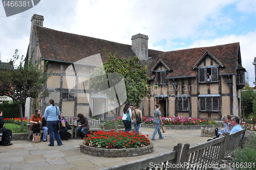 Image of Shakespeare's Birthplace in Stratford-Upon-Avon