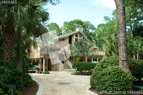 Image of Single Family Home, Driveway, Palms, Hilton Head Island, South C