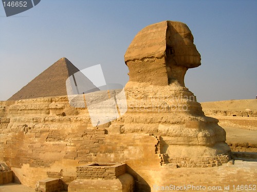 Image of Sphinx and the pyramid of Cheops