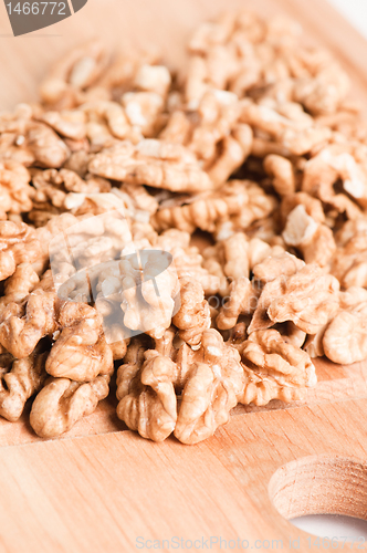 Image of walnut kernel 