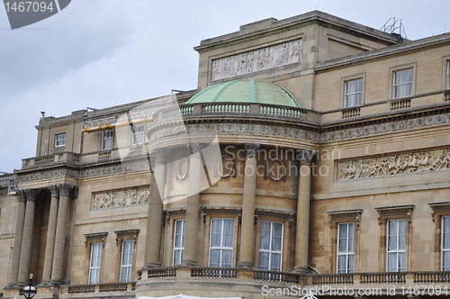 Image of Buckingham Palace in London