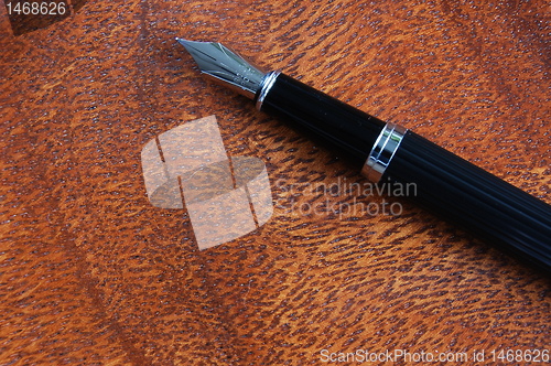 Image of fountain pen