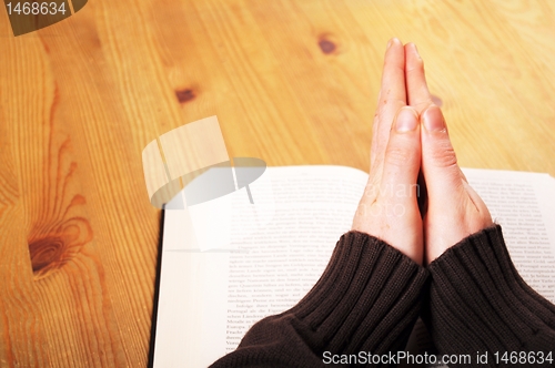 Image of praying hands