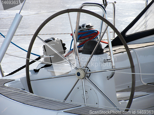 Image of handwheel on a yacht