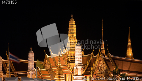 Image of Wat Phra Kaew in Bangkok at night