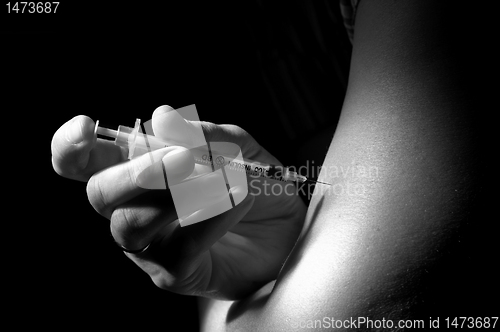 Image of Black and white foto of insulin injection