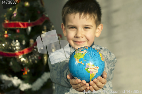 Image of Child who give as gift the world