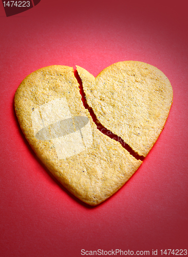 Image of Gingerbread cookie in the shape of a broken heart 