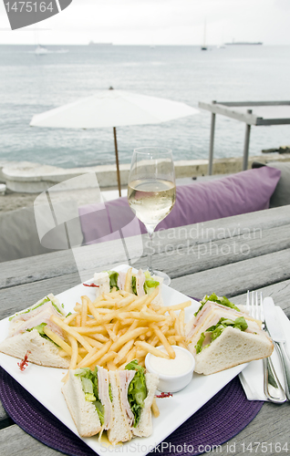 Image of lunch with wine harbor St. Eustatius Oranjestad