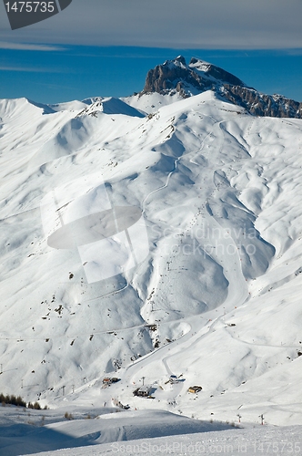 Image of Skiing