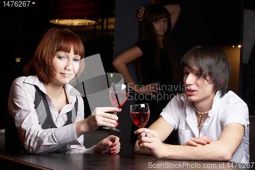 Image of Couple in cafe