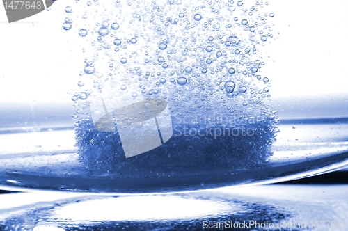 Image of tablet in water