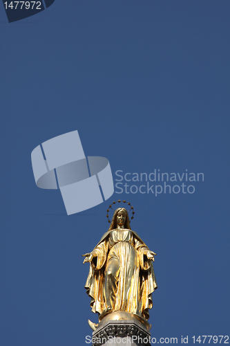 Image of Golden statue of Virgin Mary