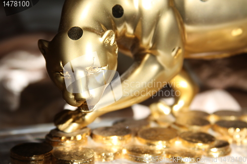 Image of Golden Jaguar Figurine