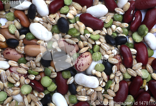 Image of Mix of black and red string bean, lentil, green and yellow peas