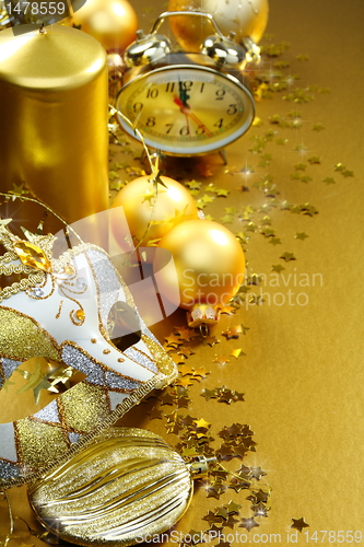 Image of Golden Christmas still life.