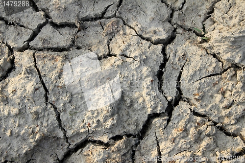 Image of dust from cracks