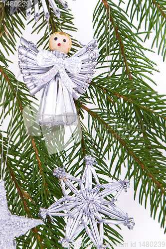 Image of decorated Christmas tree 