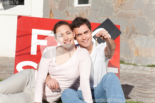 Image of Couple Purchase Home