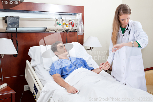 Image of Doctor checking the heartbeat
