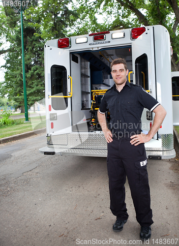 Image of Ambulance Worker