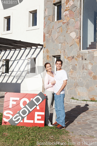 Image of For Sale Couple