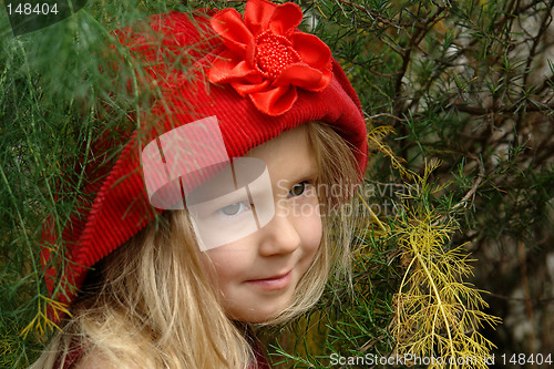 Image of the girl in red hat