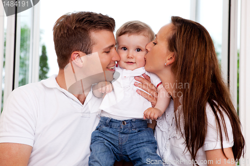 Image of Parent Kiss