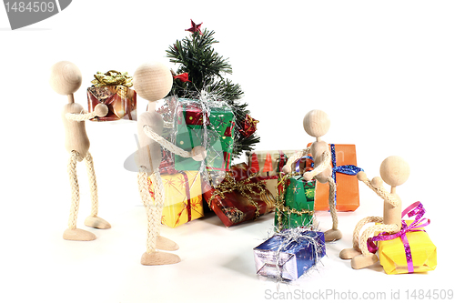 Image of Dolls at the handing out of presents