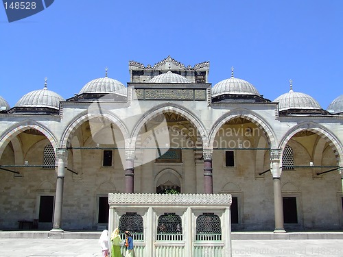Image of Mosque front