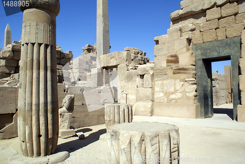 Image of Columns and obelisk