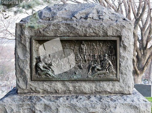 Image of Memorial to surrender of Apaches
