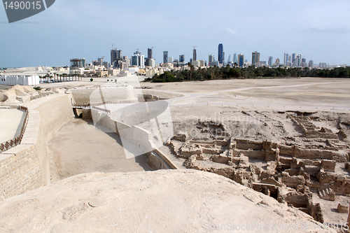 Image of Ruins and Manama city