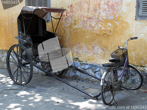 Image of Bicycle and riksha