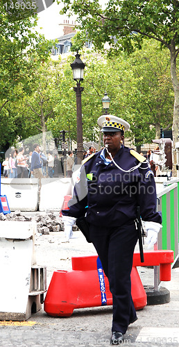 Image of French police woman