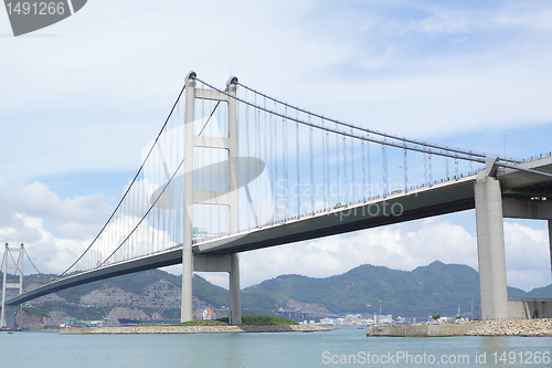 Image of Tsing Ma Bridge at day 