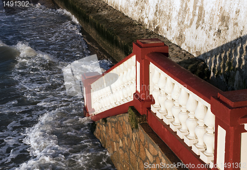 Image of Treppe zum Meer