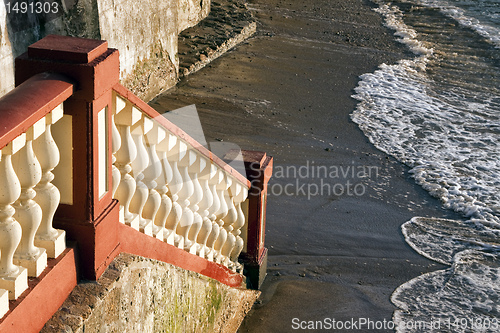 Image of Treppe zum Meer