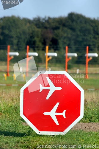 Image of airport sign