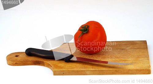 Image of Cutting a tomato