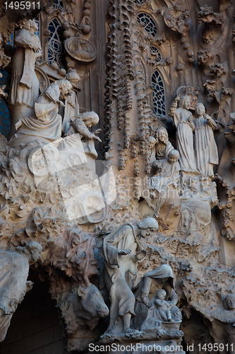 Image of Sculpture in the exterior of the cathedral