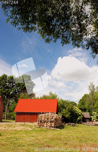 Image of Red building in village 