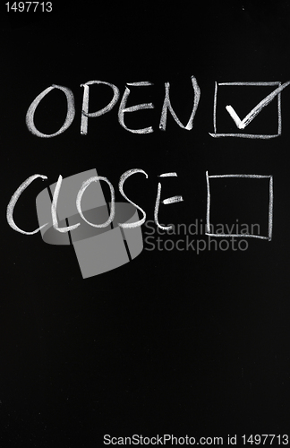 Image of Open and close checkboxes on blackboard