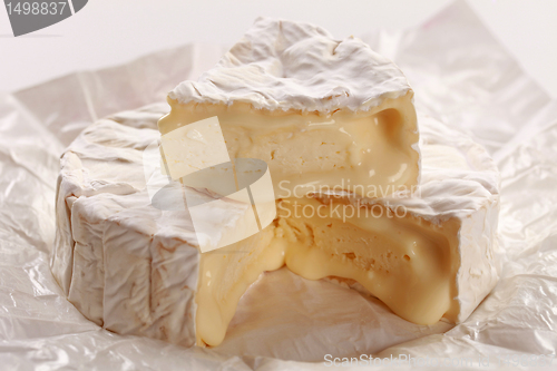 Image of Camembert cheese