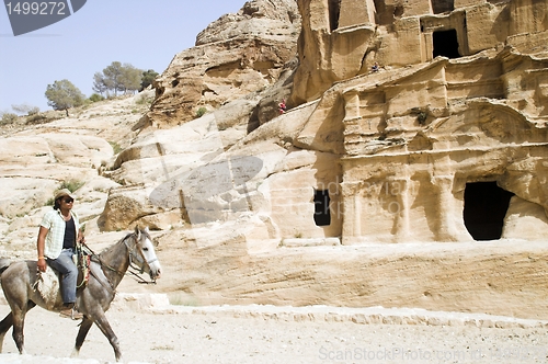 Image of Petra ruins and mountains in Jordan