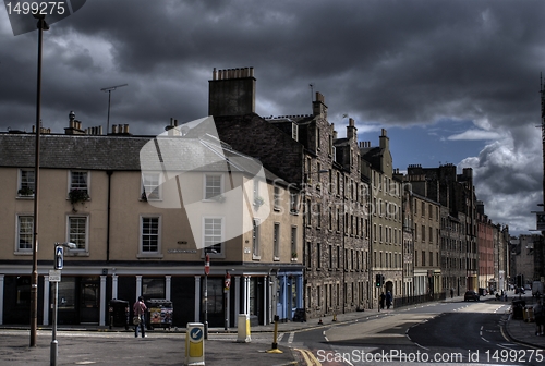 Image of Edinburgh street and abbey