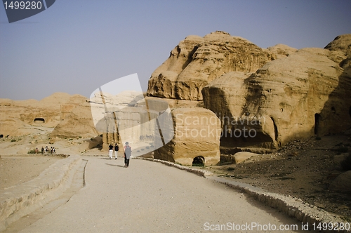 Image of Petra ruins and mountains in Jordan