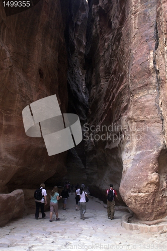 Image of Petra ruins and mountains in Jordan